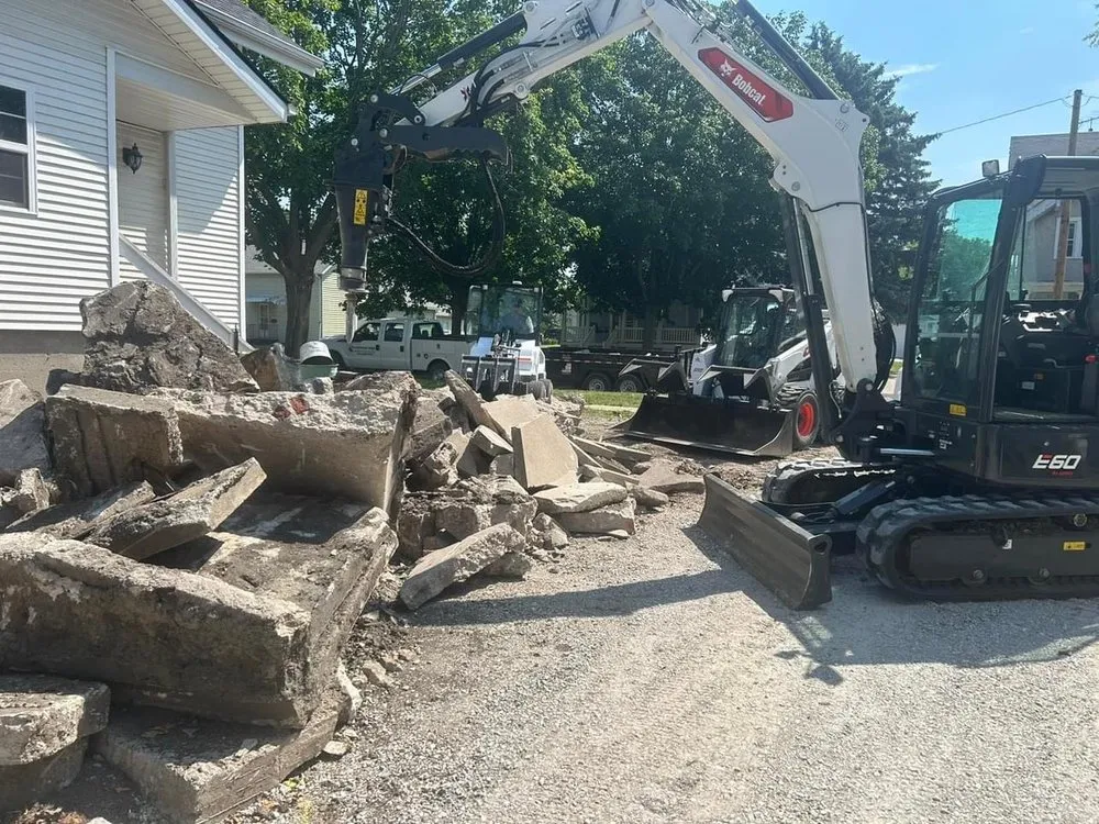 Custom landscape installation for residential properties in Sigourney, IA by Exceptional Edge