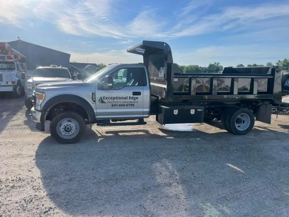 Top-rated outdoor landscaping in Sigourney, IA - Exceptional Edge