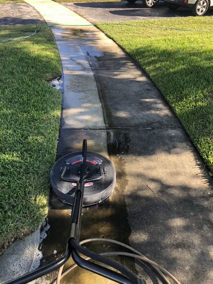Local lawn care service in Seminole, FL by Exceptional Pressure Cleaning And Property Maintenance