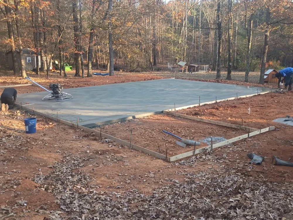 Top-rated yard cleanup service for beautiful yards across Columbia, SC - Exclusive Concrete and Landscaping