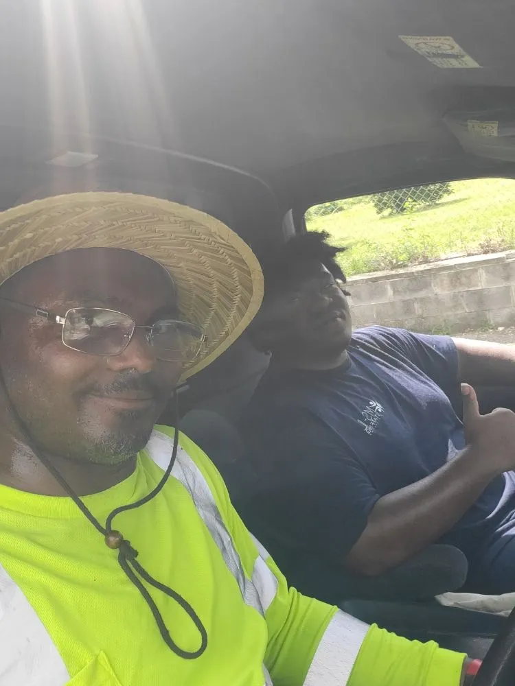 Professional residential landscaping experts serving Indianapolis, IN - Exclusive Cuts by Lionel