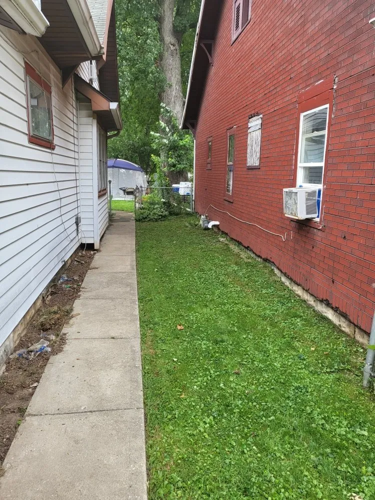 Local garden landscaping in Indianapolis, IN - Exclusive Cuts by Lionel