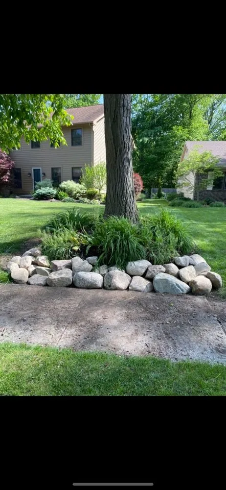 Top-rated garden landscaping in Fort Wayne, IN by Exclusive Landscape