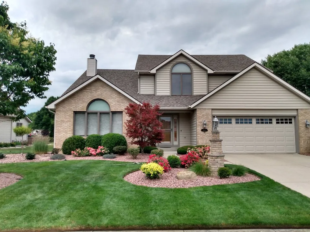 Custom yard maintenance near you across Fort Wayne, IN - Exclusive Landscape