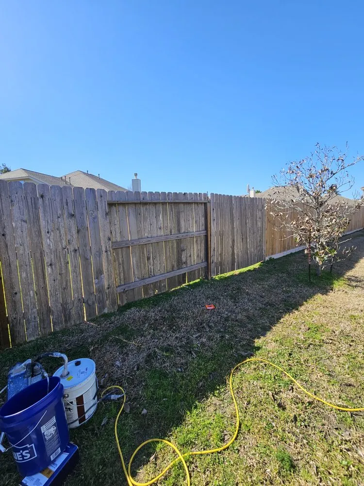 Professional outdoor landscaping experts serving Houston, TX - Exclusive Landscaping