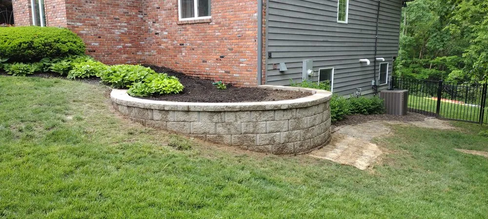 Affordable yard cleanup service for residential properties across Peoria, IL - Exclusive landscaping.inc