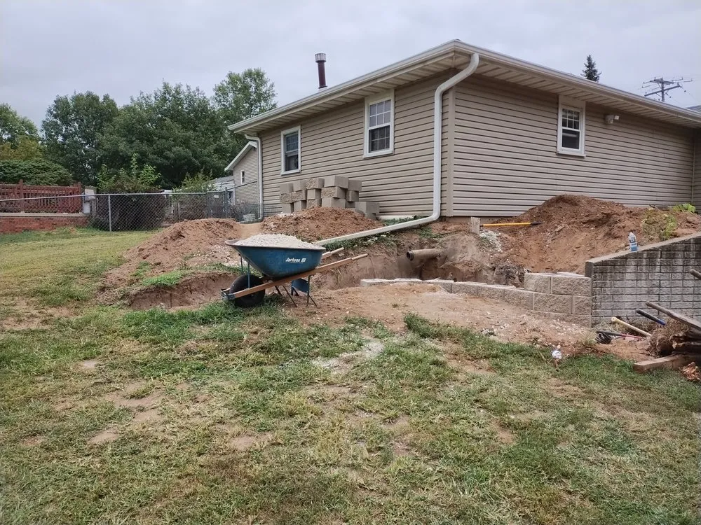 Custom yard maintenance near you across Peoria, IL - Exclusive landscaping.inc