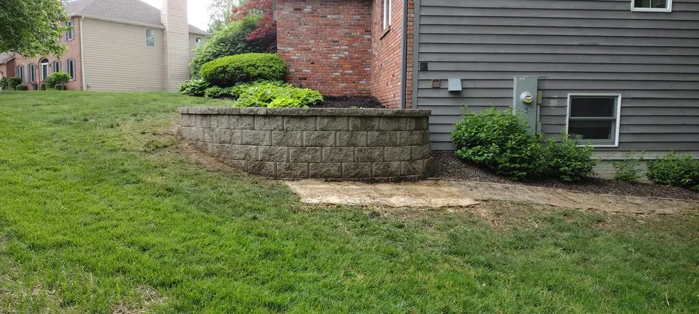 Trusted lawn mowing service near you in Peoria, IL by Exclusive landscaping.inc