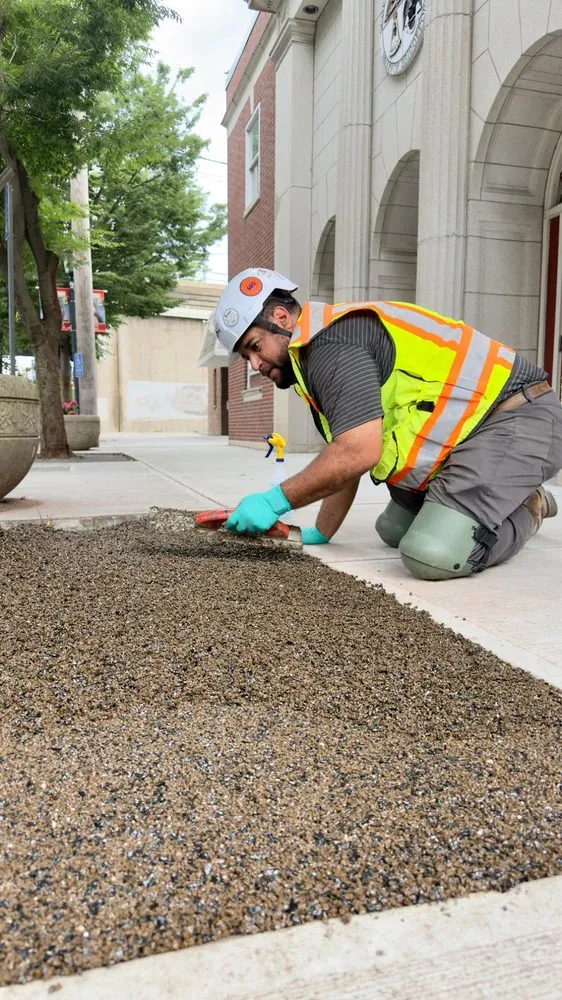 Expert yard maintenance in North Haven, CT by Executive Landscaping