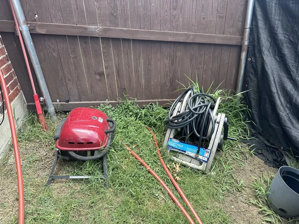 Reliable yard maintenance with custom design across Frisco, TX - Executive Lawn Care