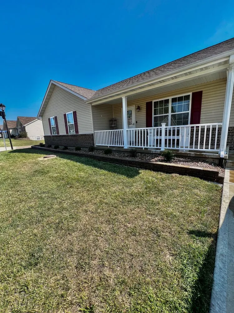 Affordable residential landscaping experts serving Winfield, MO - Executive YardScapes Lawn & Landscape Solutions