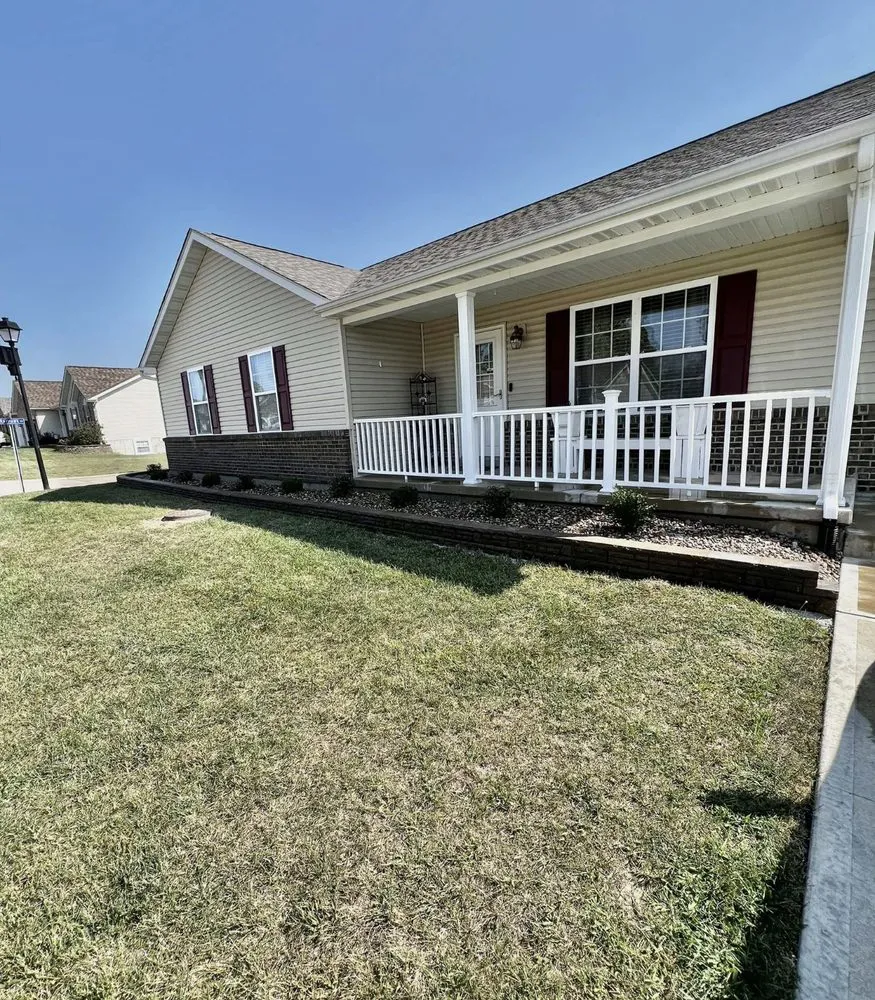 Professional lawn mowing service in Winfield, MO - Executive YardScapes Lawn & Landscape Solutions