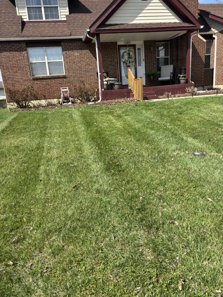 Custom garden landscaping near you in Cincinnati, OH by Exotic Kutz Lawn Service