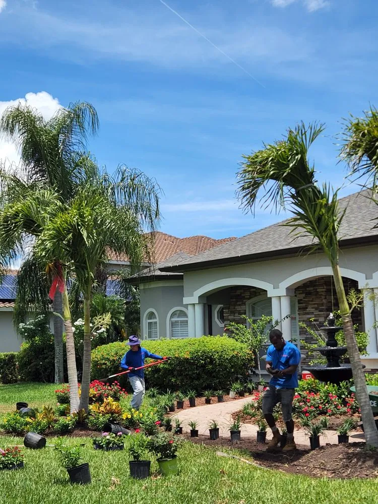 Custom residential landscaping in Orlando, FL by Exotic Landscaping Design