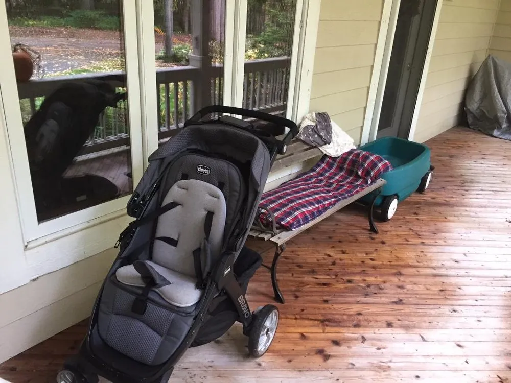 Custom outdoor landscaping for homes across Auburn Hills, MI - ExperiGreen & Top Lawn