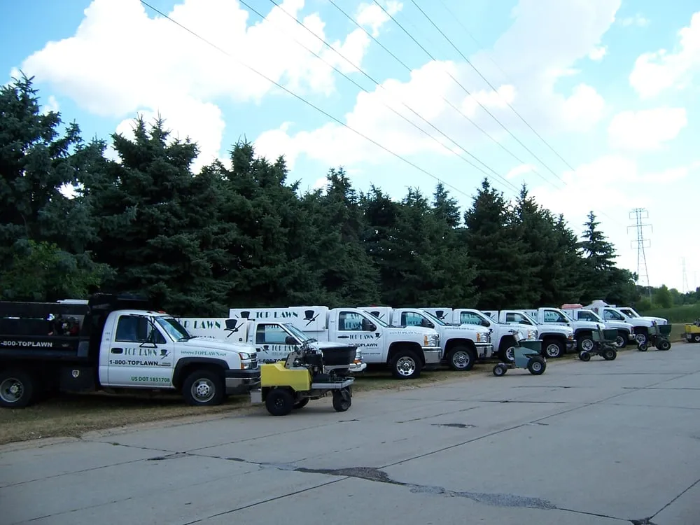 Professional landscaping services in Auburn Hills, MI by ExperiGreen & Top Lawn