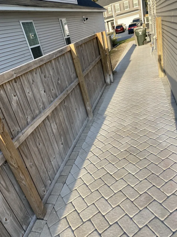 Local lawn mowing service experts serving Ladson, SC - Expert Construction