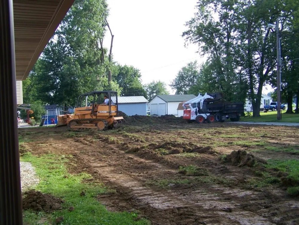 Trusted yard cleanup service experts serving Kokomo, IN - Expert Lawn & Landscape