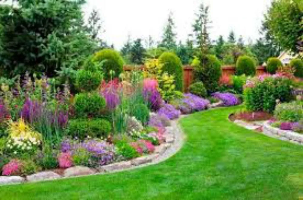 Affordable outdoor landscaping experts serving Belfair, WA - experts Service & maintenance landscape