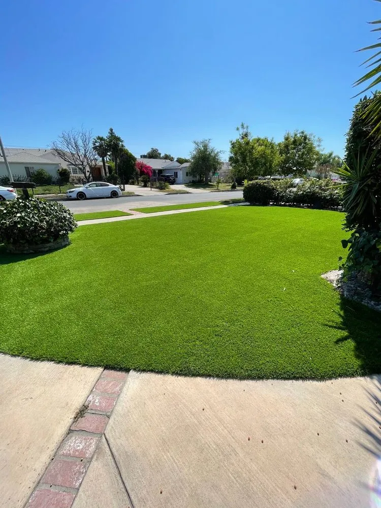 Reliable lawn mowing service near you in Woodland Hills, CA by Experturf Wholesale