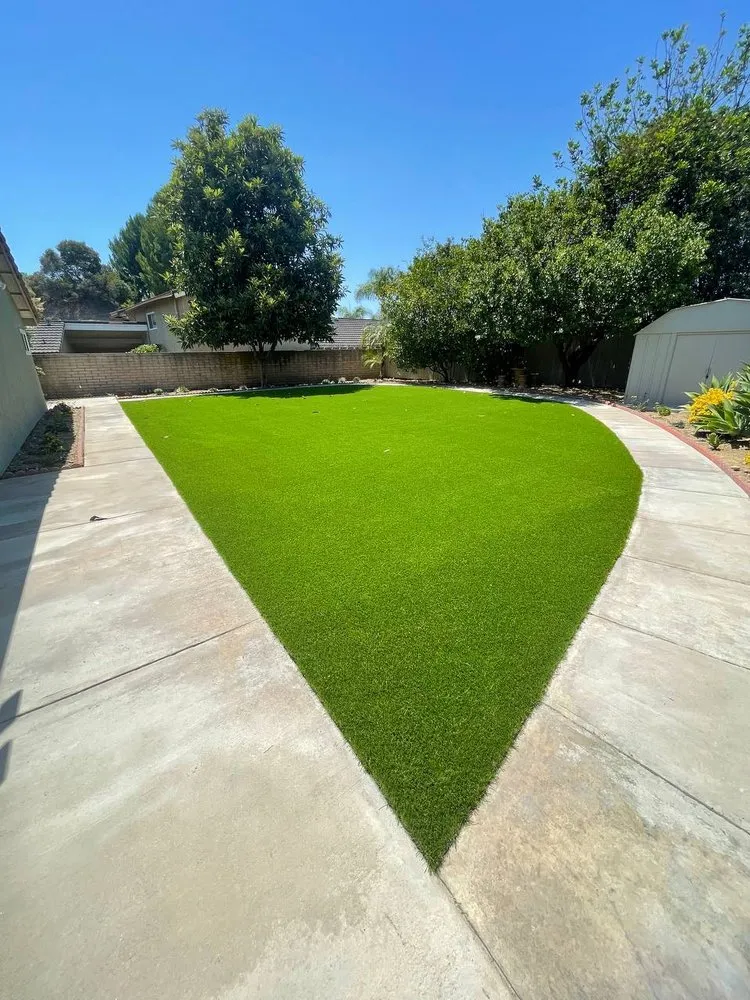 Reliable lawn care service experts serving Woodland Hills, CA - Experturf Wholesale