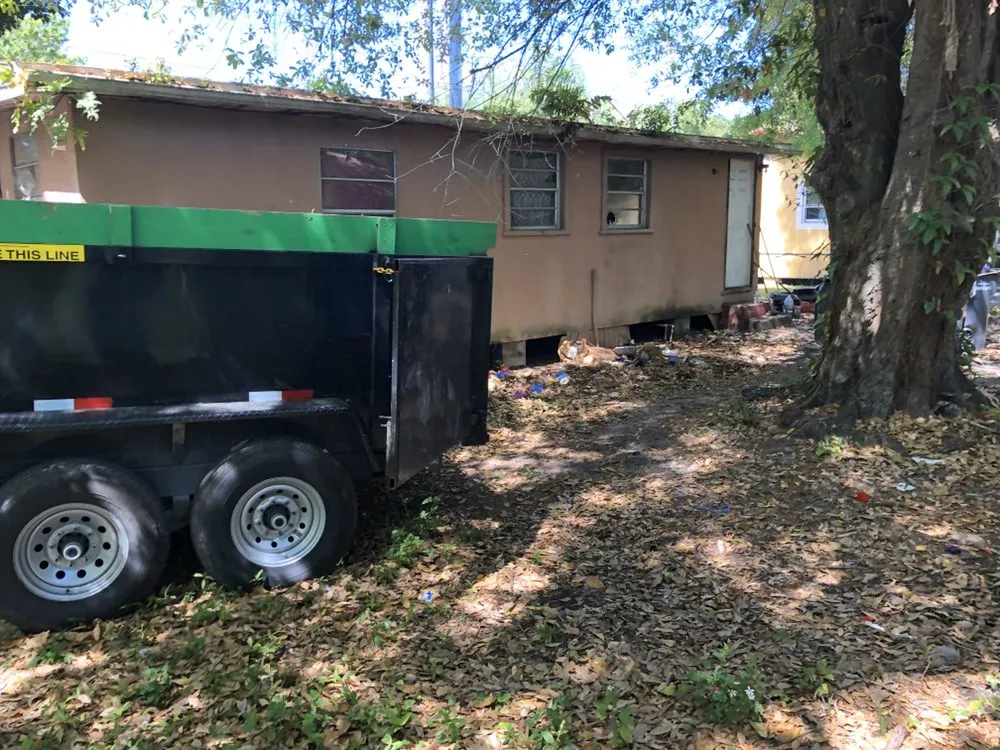 Trusted lawn care service experts serving Altamonte Springs, FL - Express Hauling Service