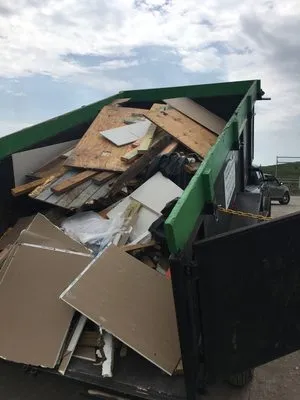 Express Hauling Service Logo