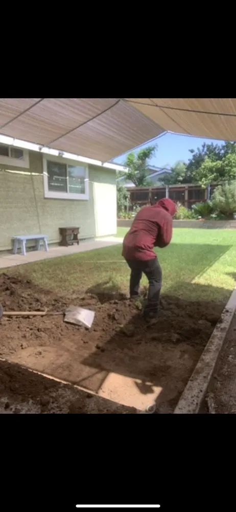 Affordable lawn care service for homes across Riverside, CA - Express Junkers