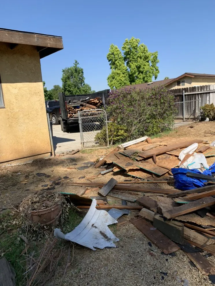 Expert outdoor landscaping with custom design across Riverside, CA - Express Junkers