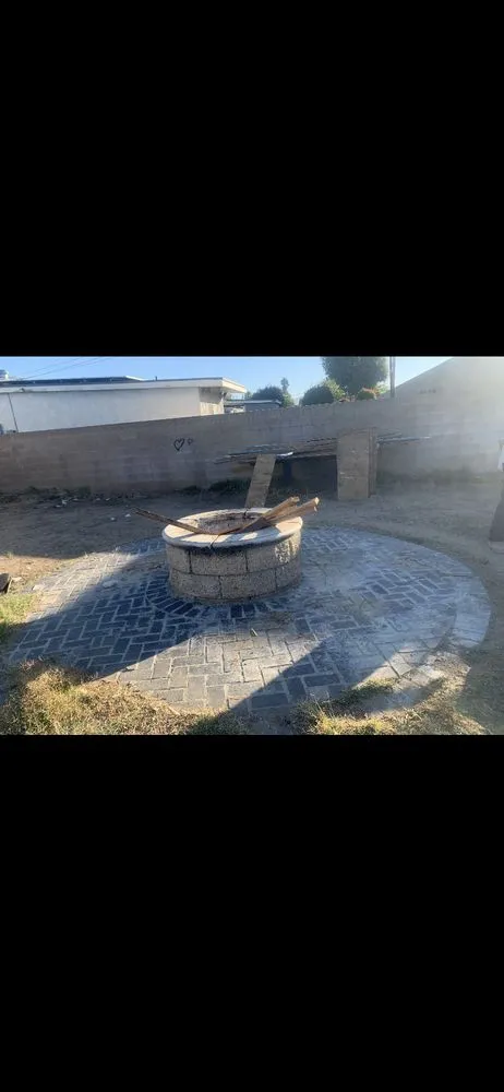 Top-rated yard maintenance for residential properties in Riverside, CA by Express Junkers