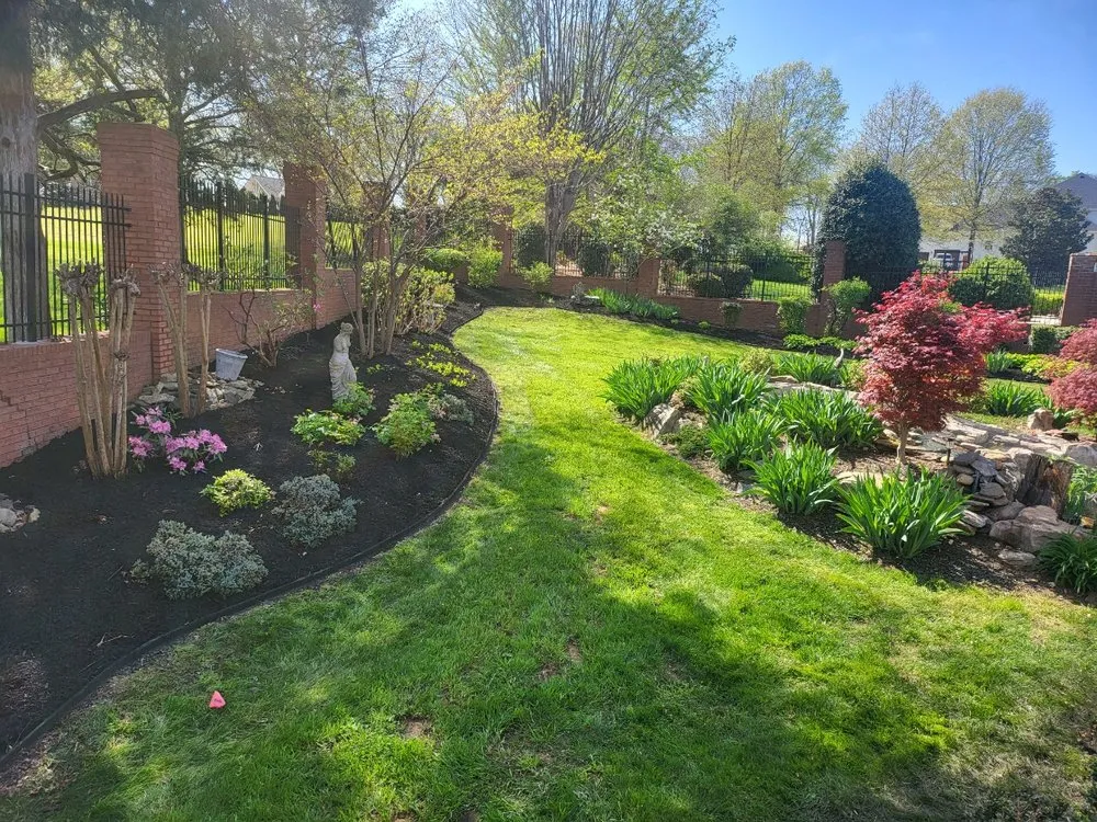 Expert garden landscaping near you across Portland, TN - Express Landscaping