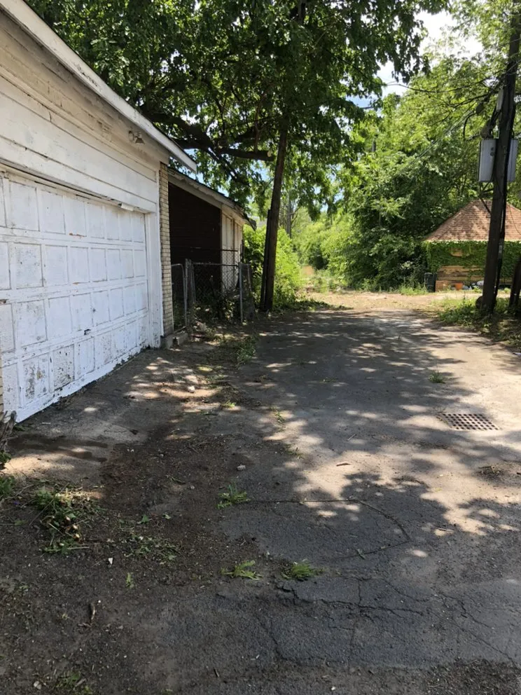 Trusted yard maintenance in Detroit, MI - Express Landscaping Service