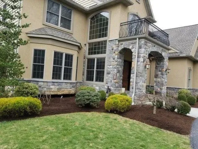 Top-rated garden landscaping in Wernersville, PA - Express Lawn & Landscape