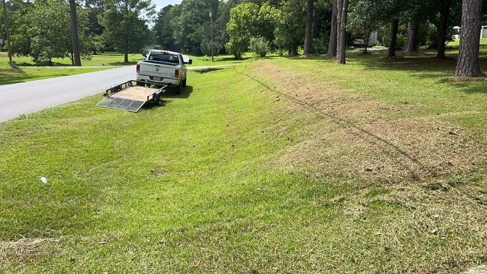 Top-rated landscaping services for homes in Childersburg, AL by Express Lawn Care