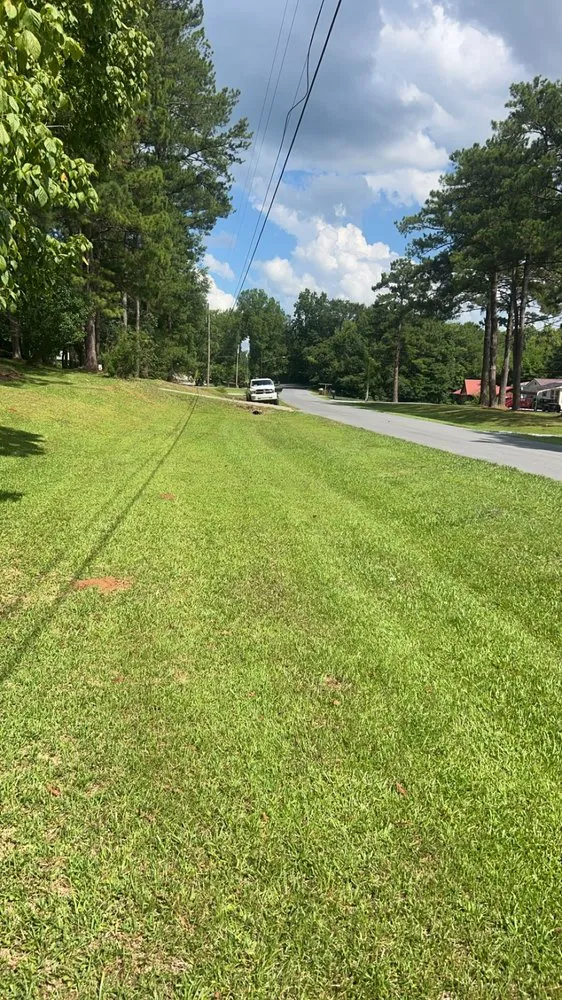 Affordable landscape installation experts serving Childersburg, AL - Express Lawn Care