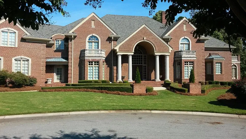 Local outdoor landscaping for beautiful yards across Pageland, SC - Express Pine Needles & Landscaping