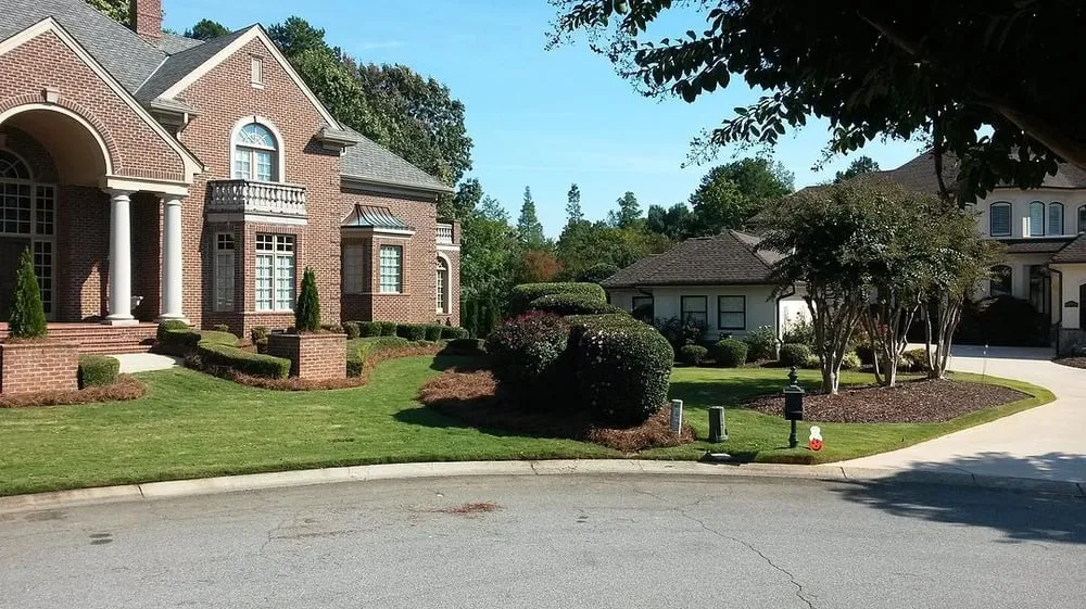 Trusted yard cleanup service in Pageland, SC by Express Pine Needles & Landscaping