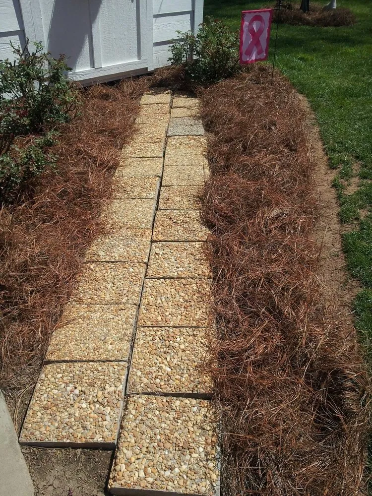 Affordable garden landscaping near you across Wellford, SC - Express Pineneedles