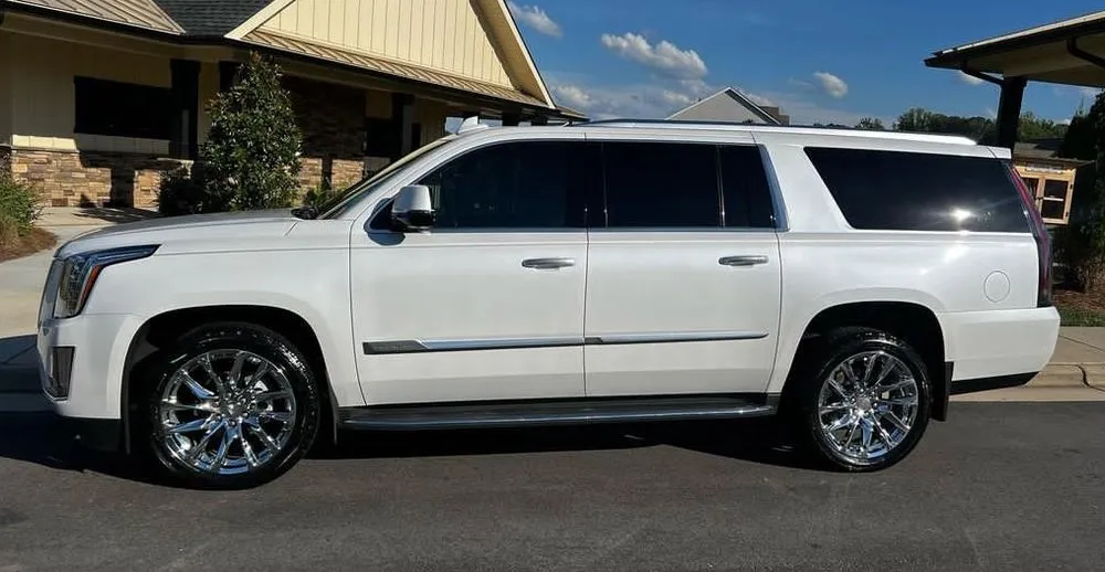 Top-rated lawn mowing service in Highland Springs, VA by Exquisite Lawn Care Services & Auto Beautification