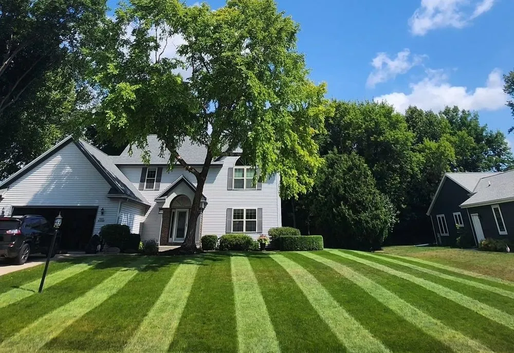 Trusted landscaping services in Highland Springs, VA - Exquisite Lawn Care Services & Auto Beautification