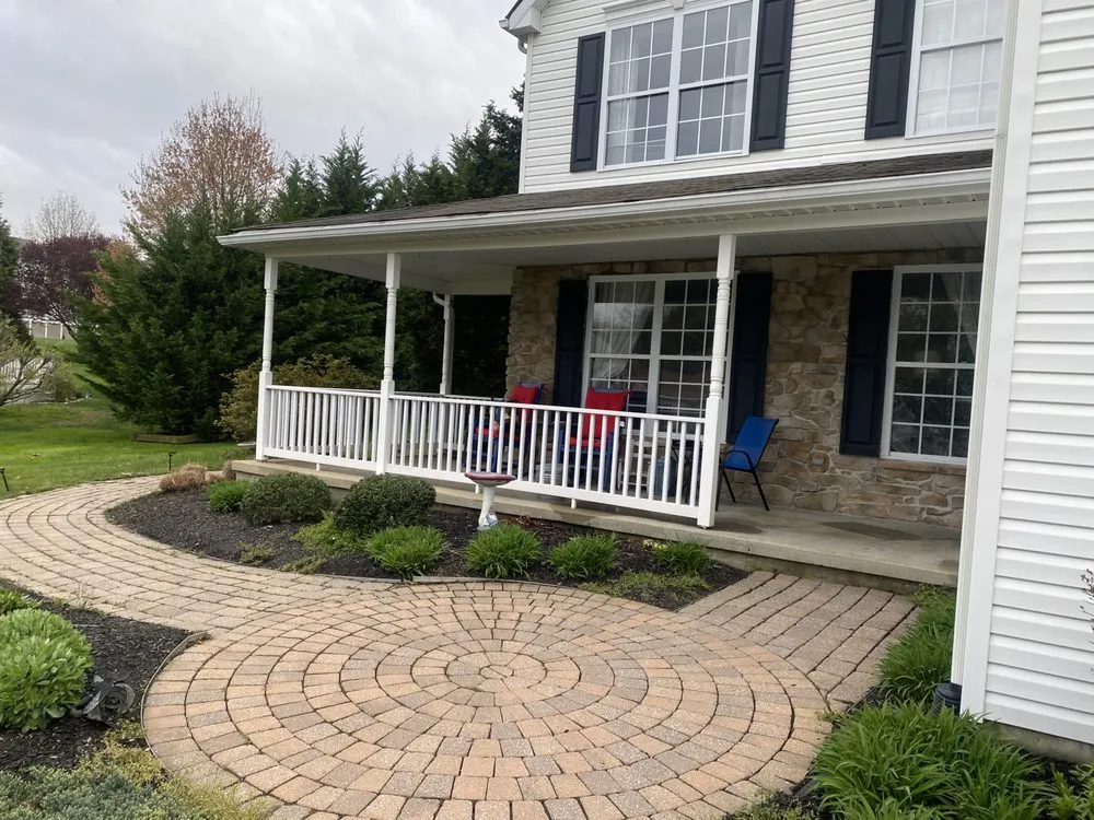 Custom outdoor landscaping experts serving Oxford, PA - Exquisite Xteriors