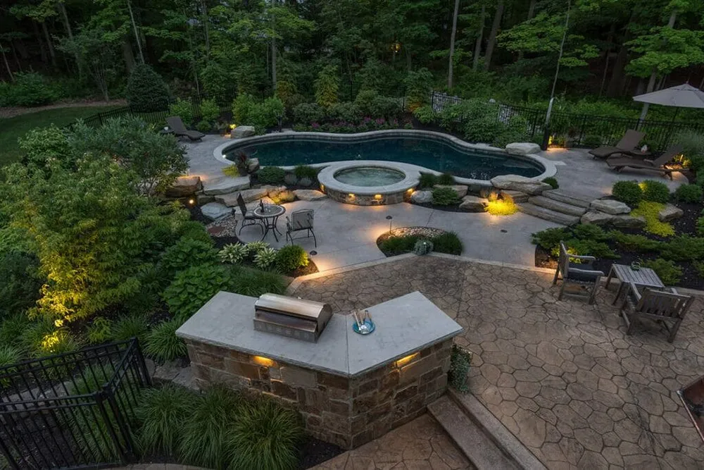 Professional yard maintenance in Novelty, OH - Exscape Designs