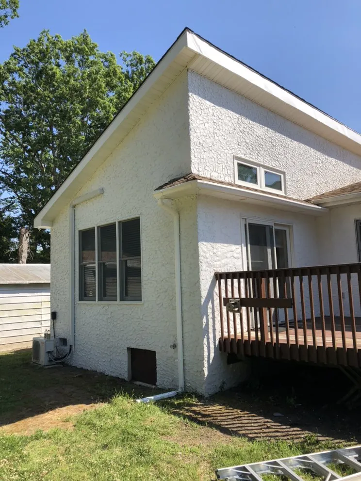 Affordable outdoor landscaping experts serving Pleasantville, NJ - Exterior Experts Pressure Washing