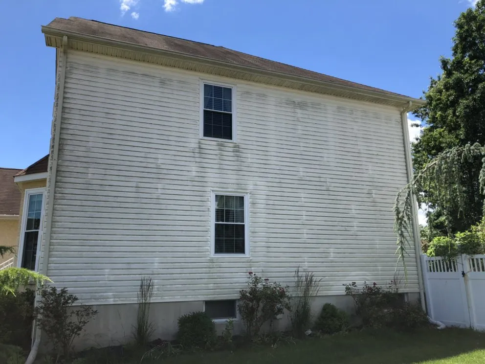 Top-rated yard cleanup service in Pleasantville, NJ by Exterior Experts Pressure Washing