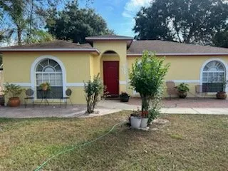 Trusted yard maintenance in Lake Wales, FL by Exterior Home Painting Services