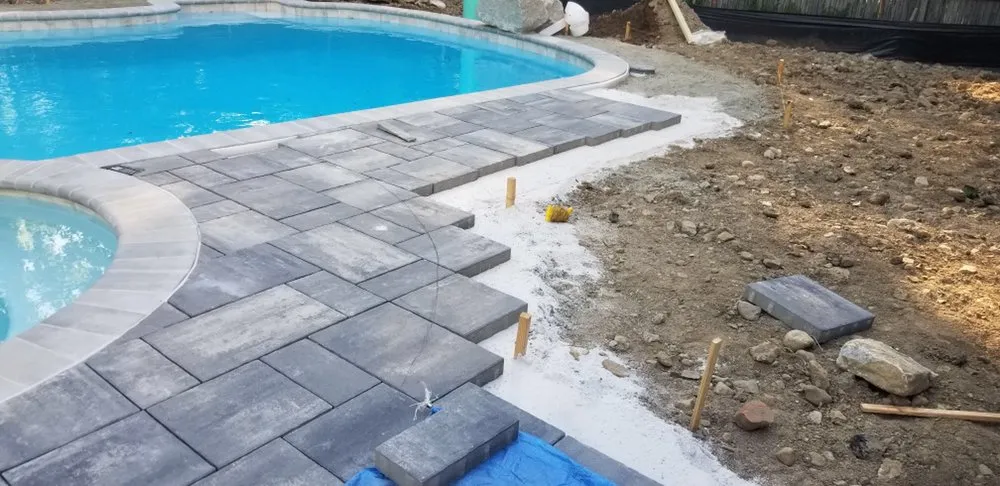Custom lawn care service in Waccabuc, NY - Exterior Landscapes