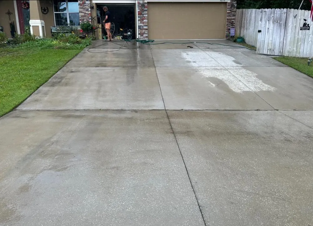 Affordable yard maintenance experts serving Chattanooga, TN - Exterior Pros