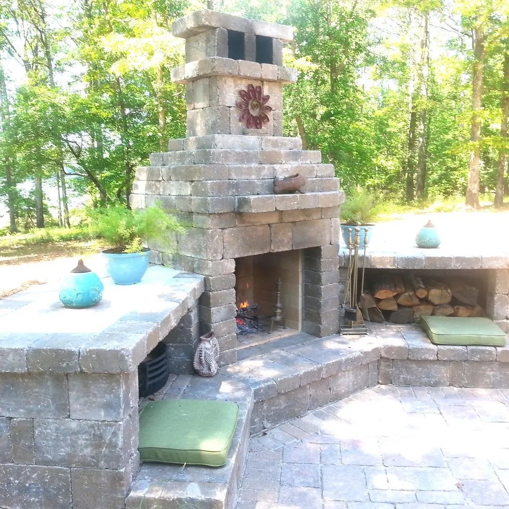 Affordable outdoor landscaping for beautiful yards across Wilsonville, AL - Exterior Works