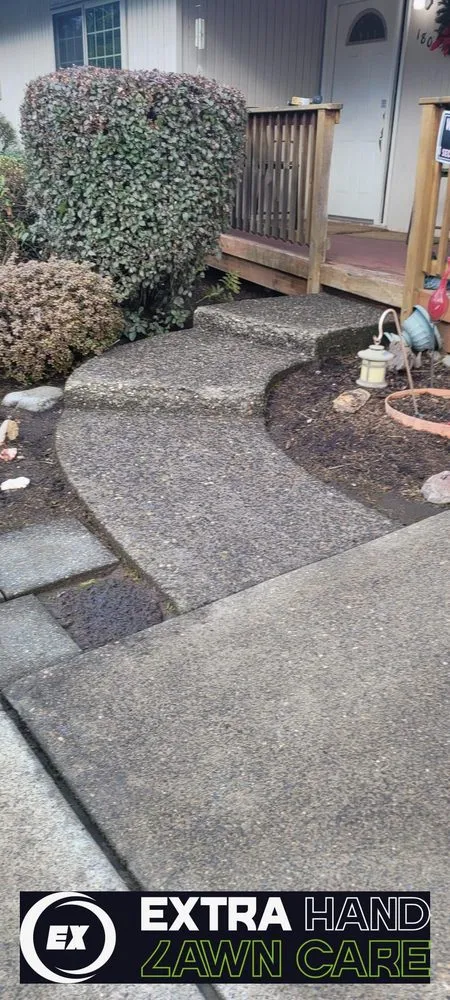 Top-rated lawn care service experts serving Gresham, OR - Extra Hand Lawn Care