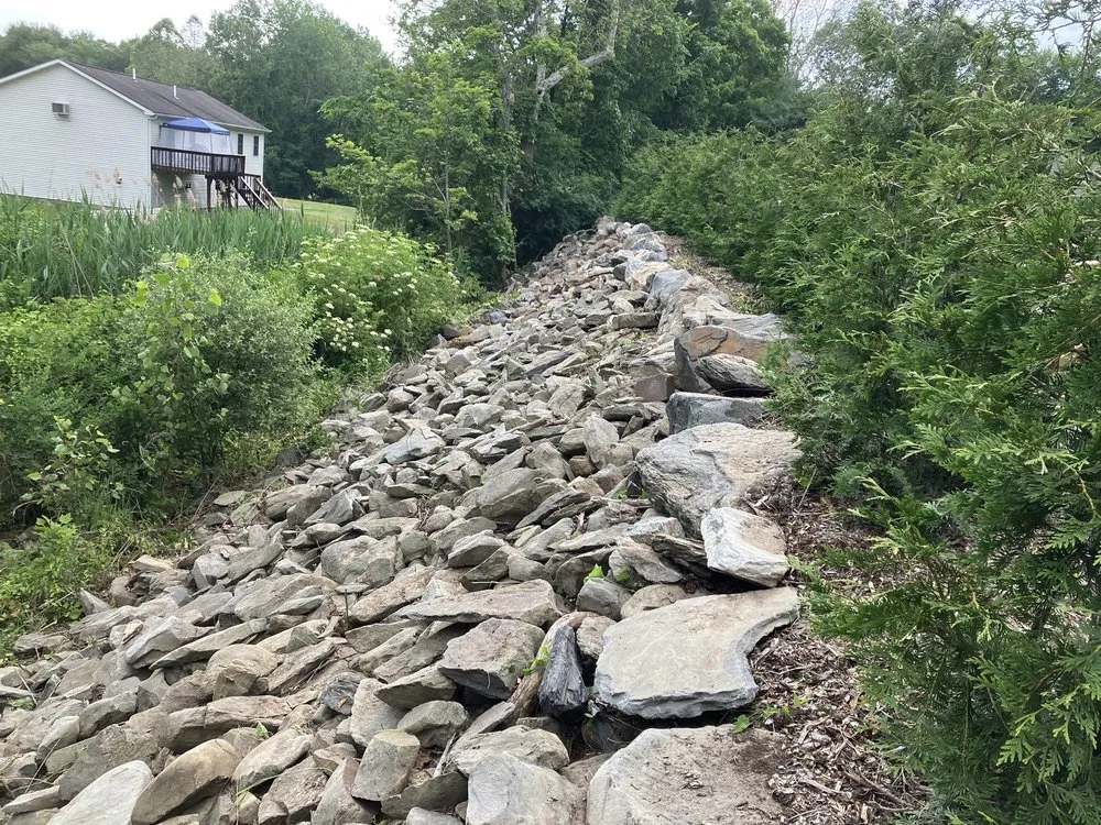 Local yard cleanup service for outdoor upgrades across Gardiner, NY - Extra Services